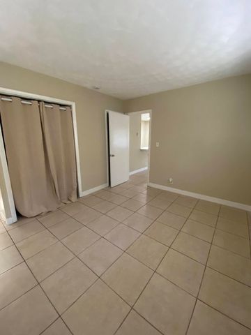 1019 NW 5TH Avenue 6, Fort Lauderdale, FL 33311