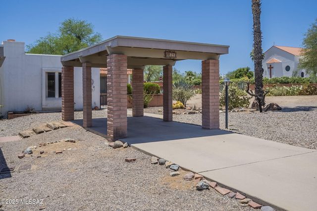 261 W Placita De Los Anillos, Green Valley, AZ 85614