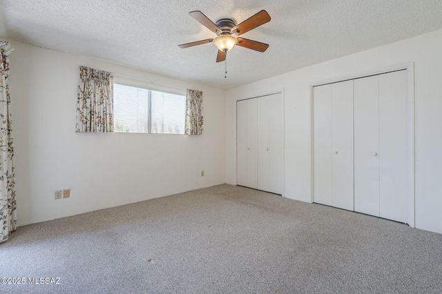 261 W Placita De Los Anillos, Green Valley, AZ 85614