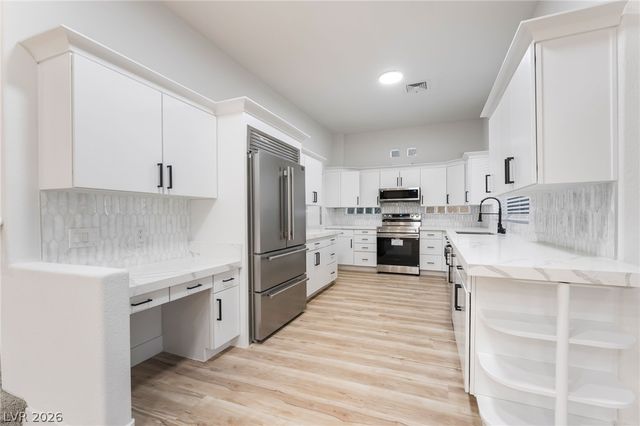 4933 Portraits Place, Las Vegas, NV 89149