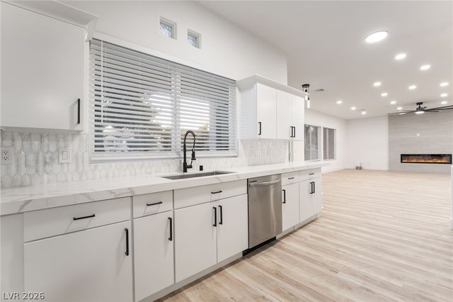 4933 Portraits Place, Las Vegas, NV 89149