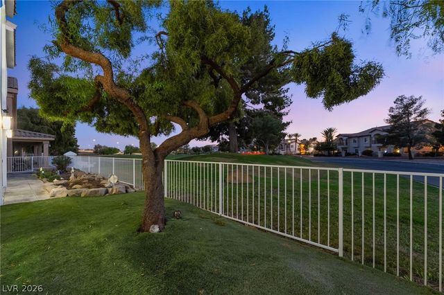 4933 Portraits Place, Las Vegas, NV 89149