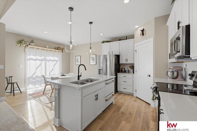 2109 Hedgeapple Road, Plattsmouth, NE 68048