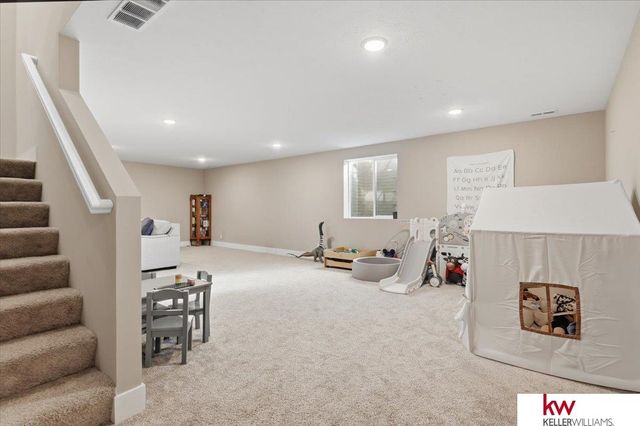 2109 Hedgeapple Road, Plattsmouth, NE 68048