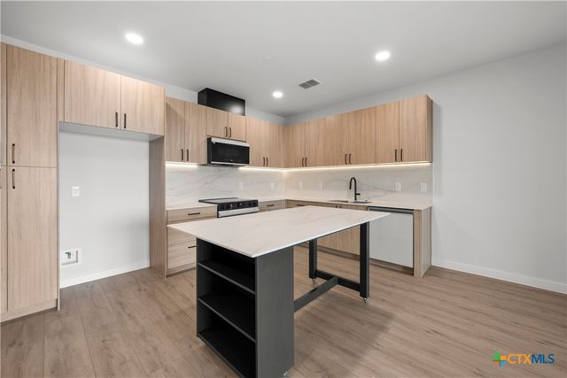 634 Central Parkway 1211, New Braunfels, TX 78130