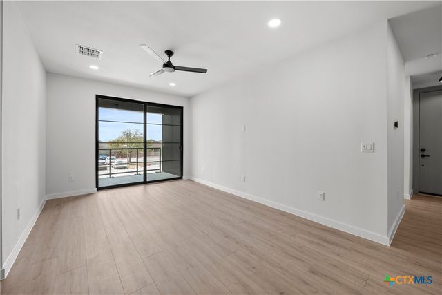 634 Central Parkway 1211, New Braunfels, TX 78130