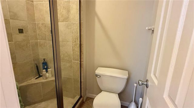 1515 Sugarland Parkway, Pleasant Hill, MO 64080