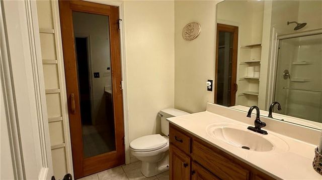 1515 Sugarland Parkway, Pleasant Hill, MO 64080
