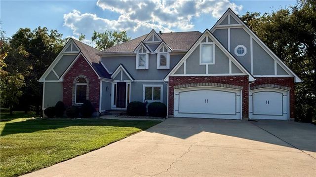 1515 Sugarland Parkway, Pleasant Hill, MO 64080