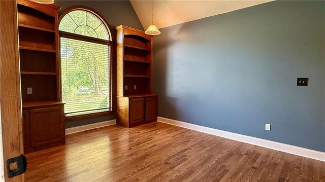 1515 Sugarland Parkway, Pleasant Hill, MO 64080