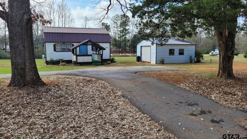 22696 CR 1174, Bullard, TX 75757