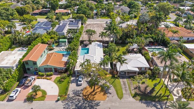 1716 NE 17th Avenue, Fort Lauderdale, FL 33305