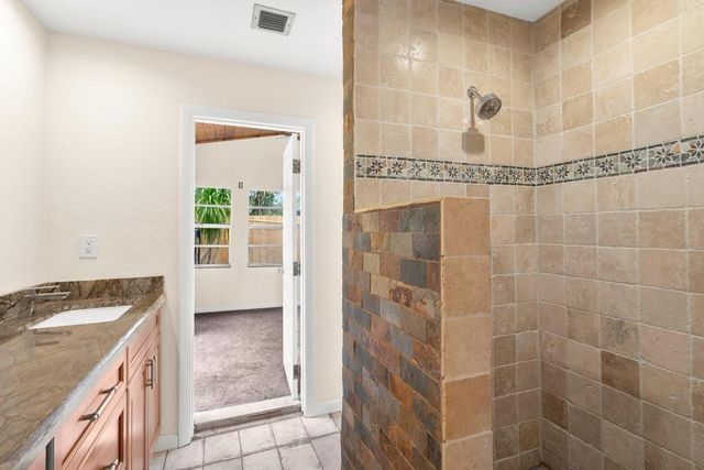 1716 NE 17th Avenue, Fort Lauderdale, FL 33305