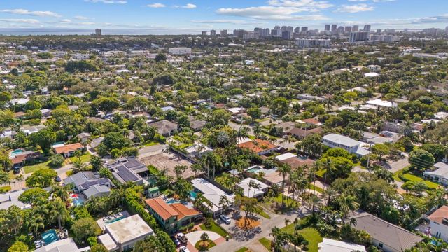 1716 NE 17th Avenue, Fort Lauderdale, FL 33305