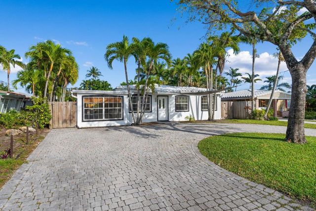 1716 NE 17th Avenue, Fort Lauderdale, FL 33305