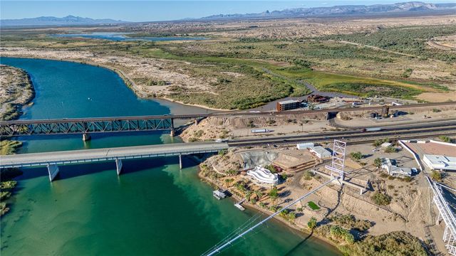 15146 S Highway 66, Topock, AZ 86436