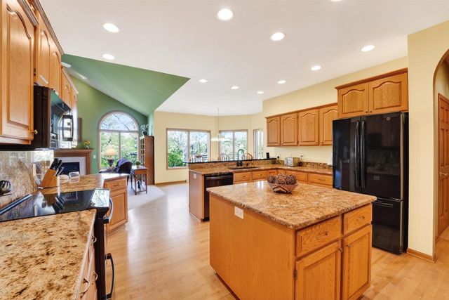 210 Monte Cristo Circle, Verona, WI 53593