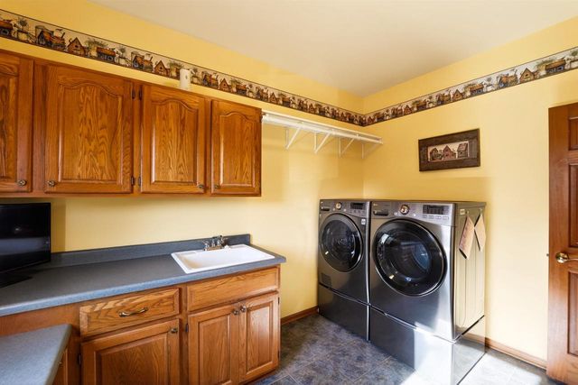 210 Monte Cristo Circle, Verona, WI 53593