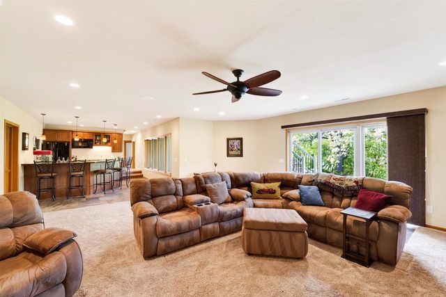 210 Monte Cristo Circle, Verona, WI 53593