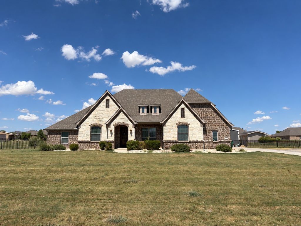 15330 Sam Reynolds Road, Justin, TX 76247 — exterior