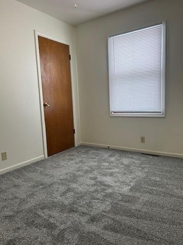 407 E Lincoln Avenue, Reed City, MI 49677