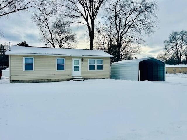 407 E Lincoln Avenue, Reed City, MI 49677