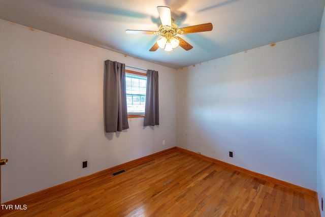 3519 Rustic Hills Drive, Kingsport, TN 37660