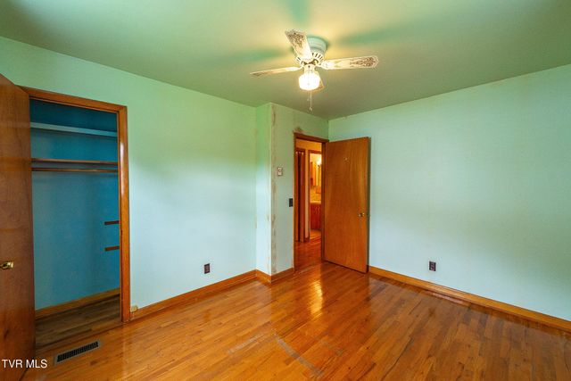 3519 Rustic Hills Drive, Kingsport, TN 37660