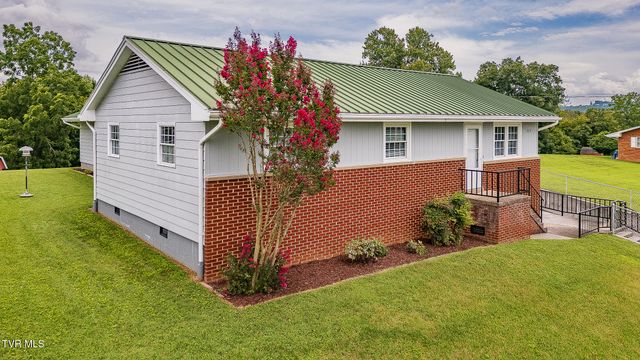 3519 Rustic Hills Drive, Kingsport, TN 37660