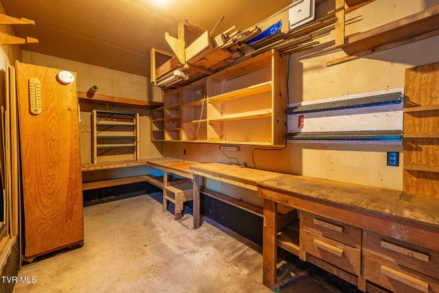3519 Rustic Hills Drive, Kingsport, TN 37660
