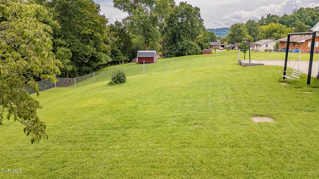3519 Rustic Hills Drive, Kingsport, TN 37660