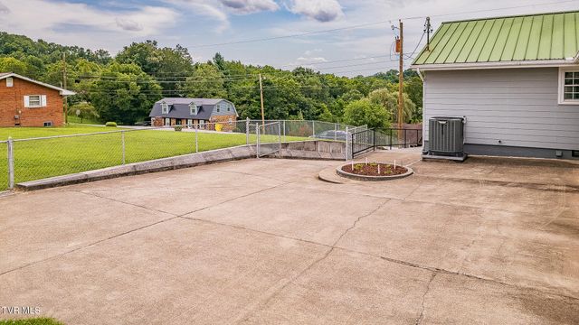 3519 Rustic Hills Drive, Kingsport, TN 37660