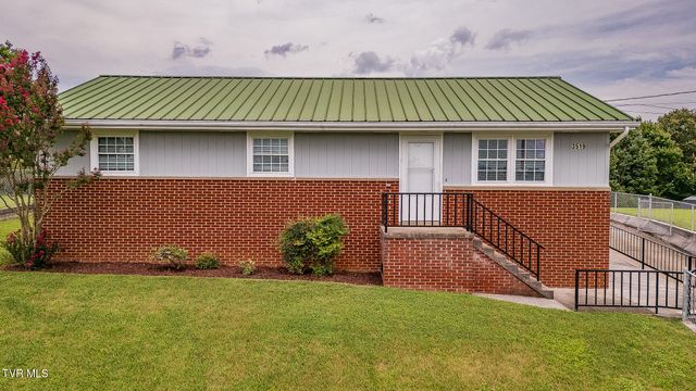 3519 Rustic Hills Drive, Kingsport, TN 37660