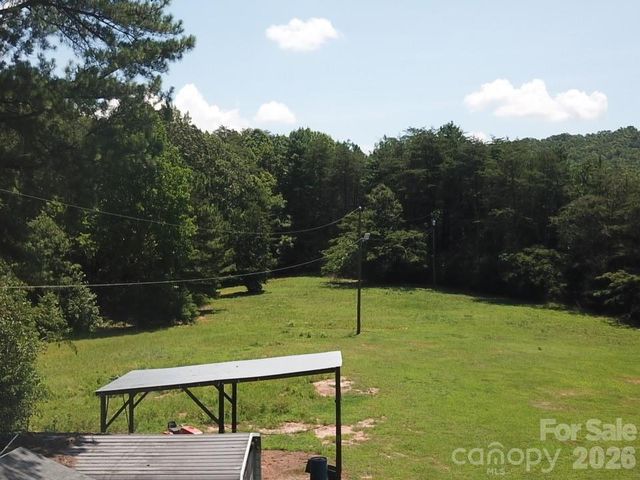 442 Gibbons Road, Blacksburg, SC 29702