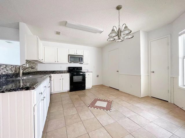 3808 Summer Hill Drive, Balch Springs, TX 75180