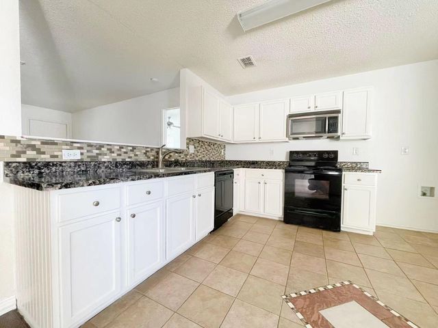 3808 Summer Hill Drive, Balch Springs, TX 75180