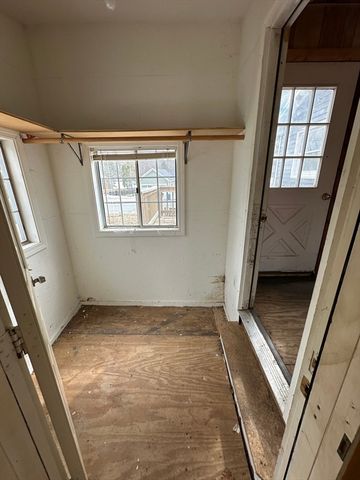 192 Lakeshore Drive, Marlborough, MA 01752