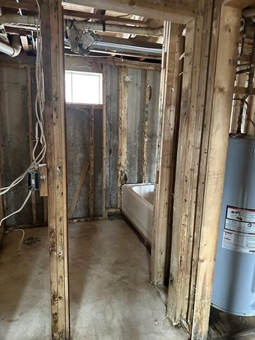 192 Lakeshore Drive, Marlborough, MA 01752