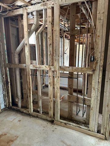 192 Lakeshore Drive, Marlborough, MA 01752