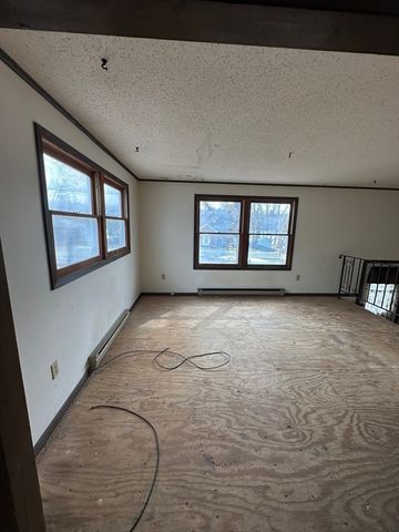 192 Lakeshore Drive, Marlborough, MA 01752