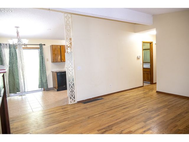 3522 Se 68TH Ave, Portland, OR 97206