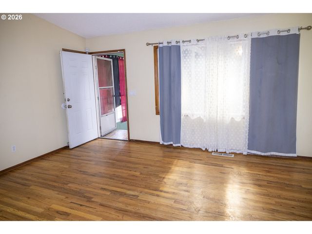 3522 Se 68TH Ave, Portland, OR 97206