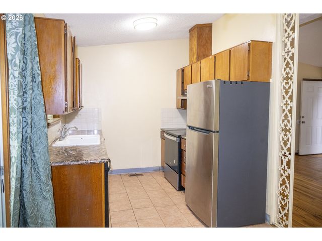 3522 Se 68TH Ave, Portland, OR 97206