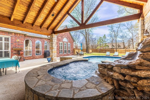 20013 E 75th Court N, Owasso, OK 74055