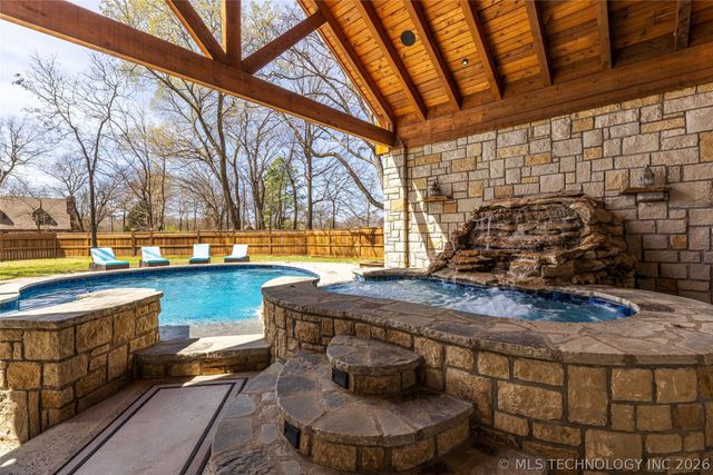 20013 E 75th Court N, Owasso, OK 74055