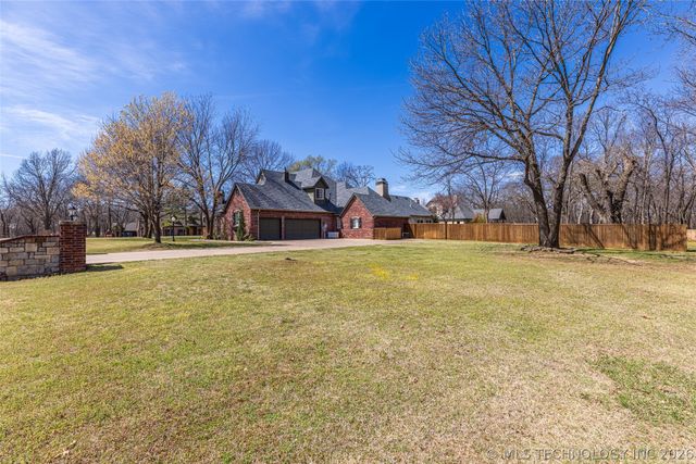 20013 E 75th Court N, Owasso, OK 74055