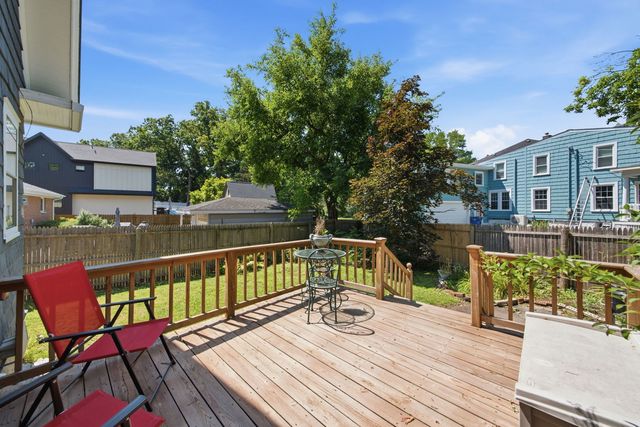 1249 Maple Avenue, Downers Grove, IL 60515