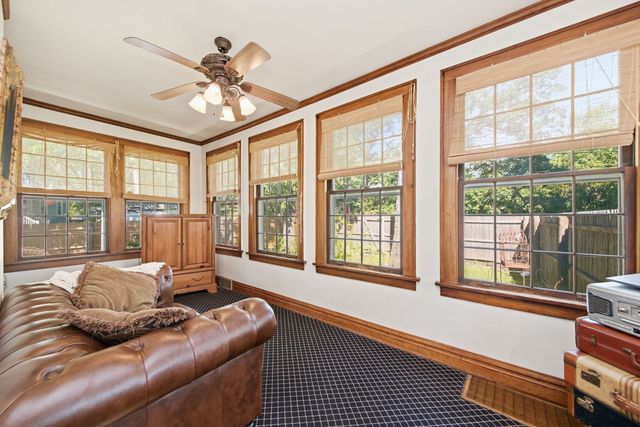 1249 Maple Avenue, Downers Grove, IL 60515