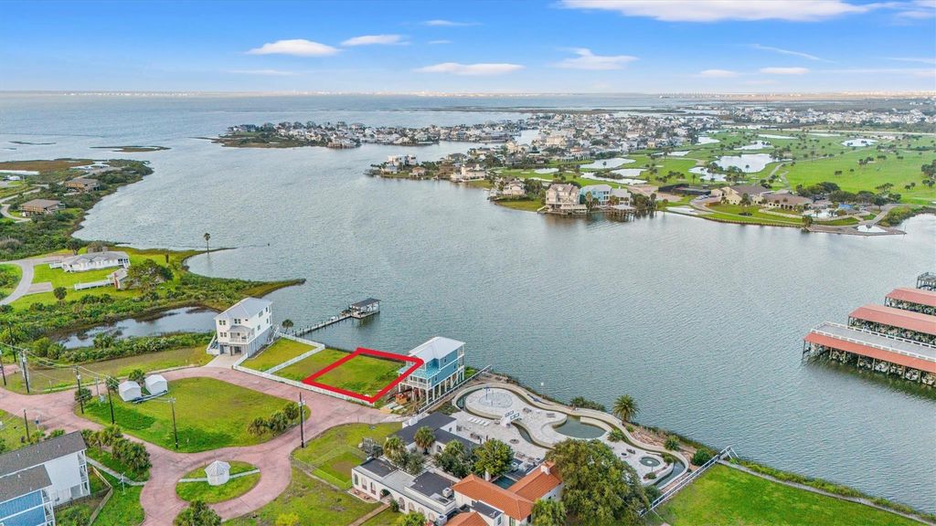 3531 & 3527 Hudson Court, Galveston, TX 77554