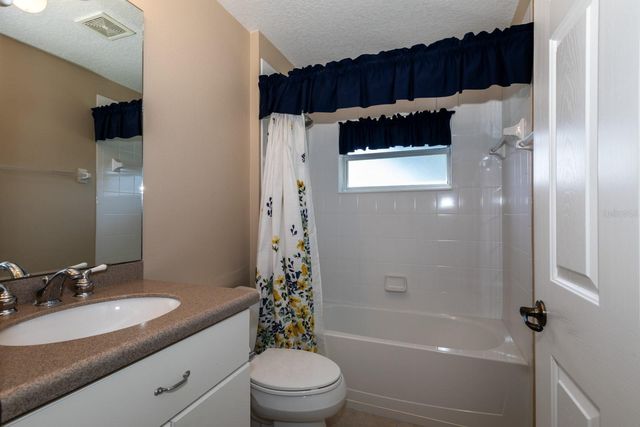 27300 PINE STRAW ROAD, Leesburg, FL 34748